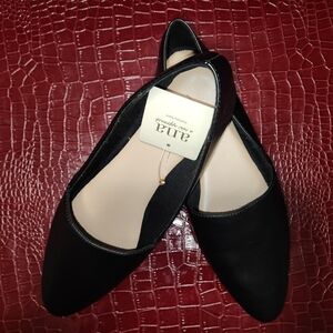 a.n.a Black Pointed-Toe Ballet Flats